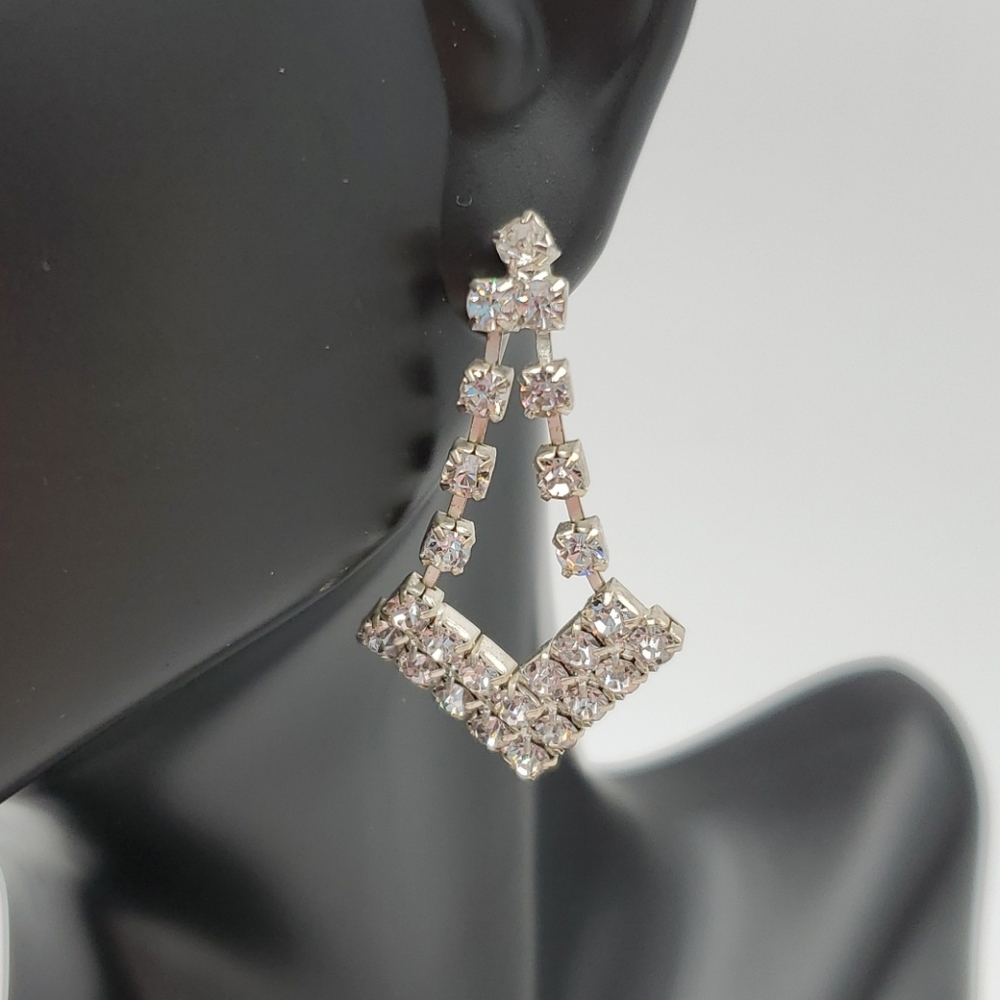Diamond Pattern Clear Rhinestone Earrings - image 2